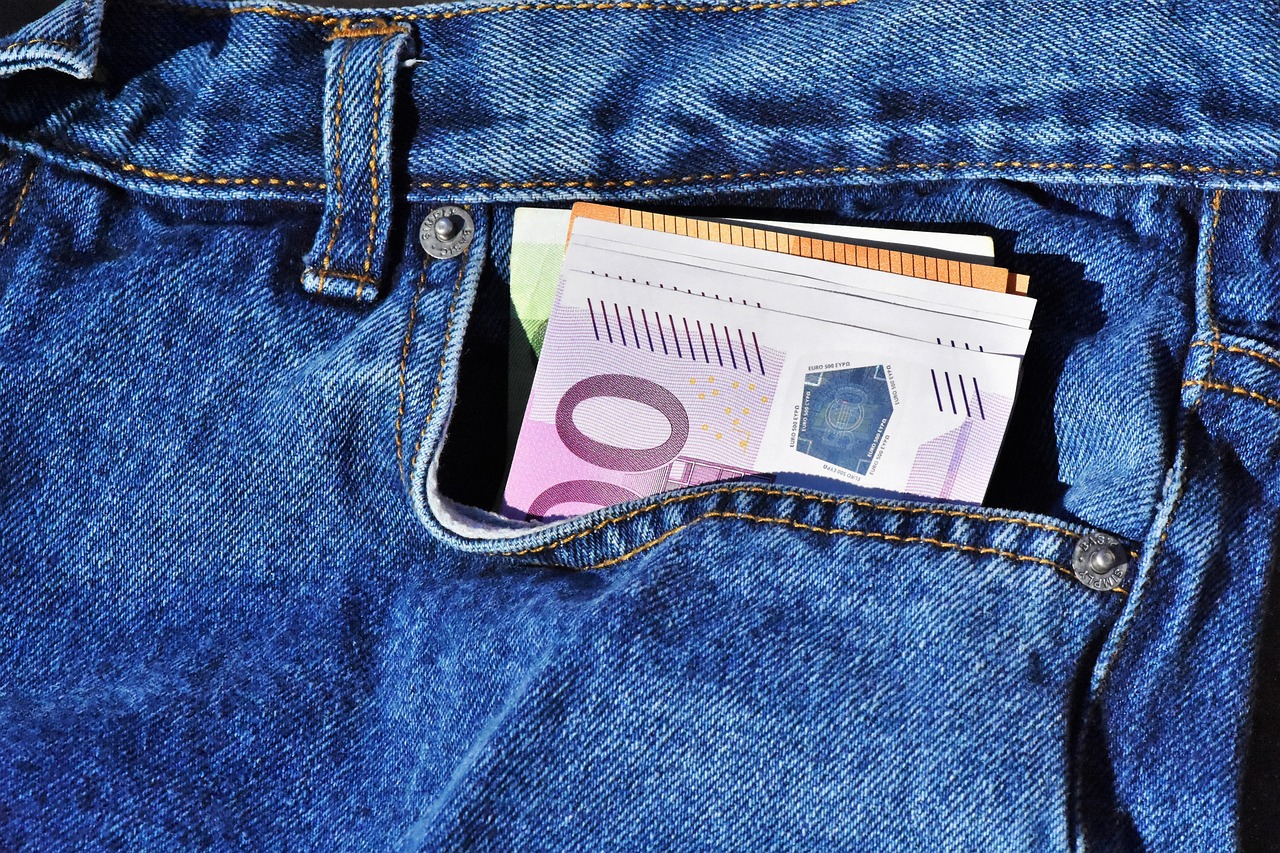 Geld in Hosentasche